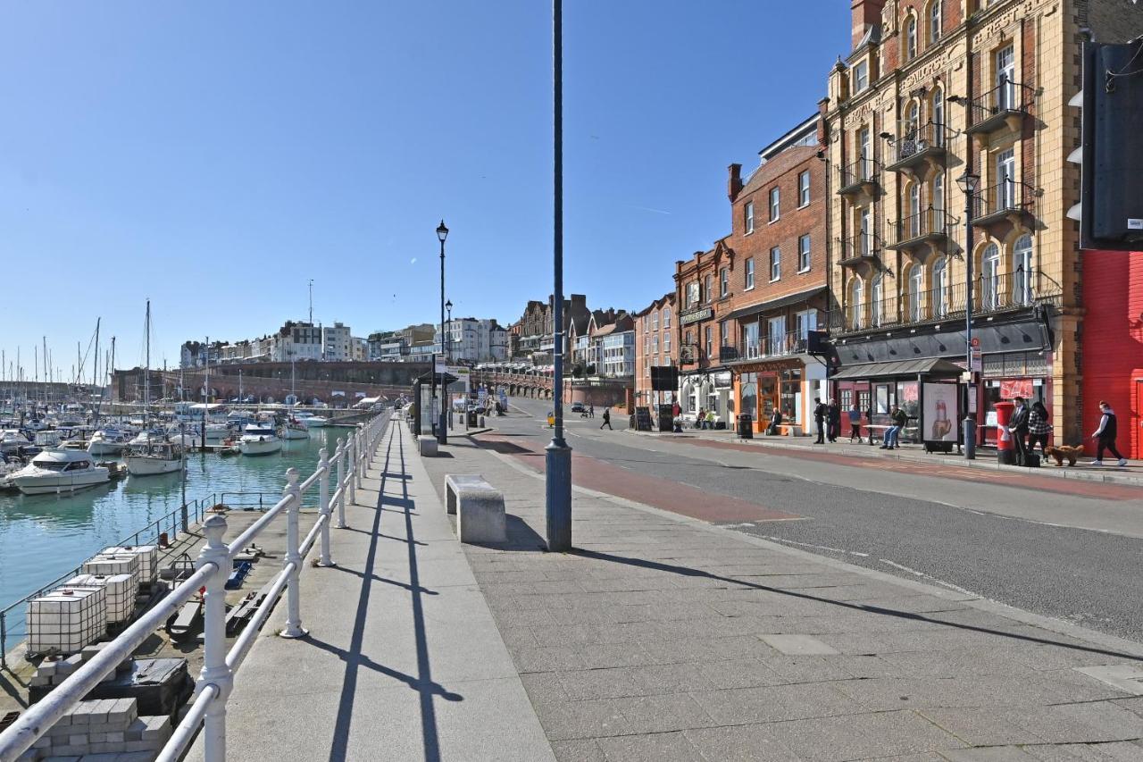 Spacious Designer 2Br Executive Apt, Near Beach & Marina, Central Location Ramsgate Esterno foto