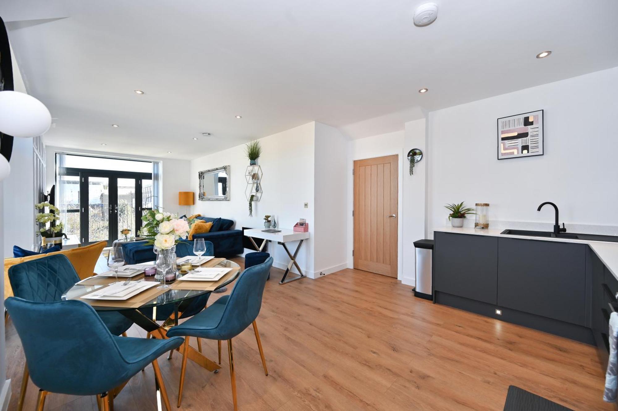 Spacious Designer 2Br Executive Apt, Near Beach & Marina, Central Location Ramsgate Esterno foto