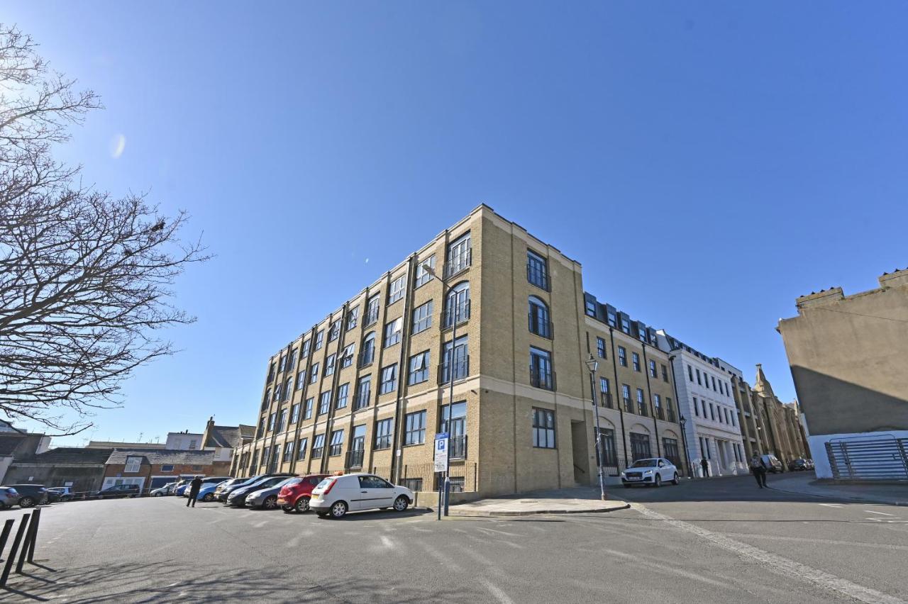 Spacious Designer 2Br Executive Apt, Near Beach & Marina, Central Location Ramsgate Esterno foto